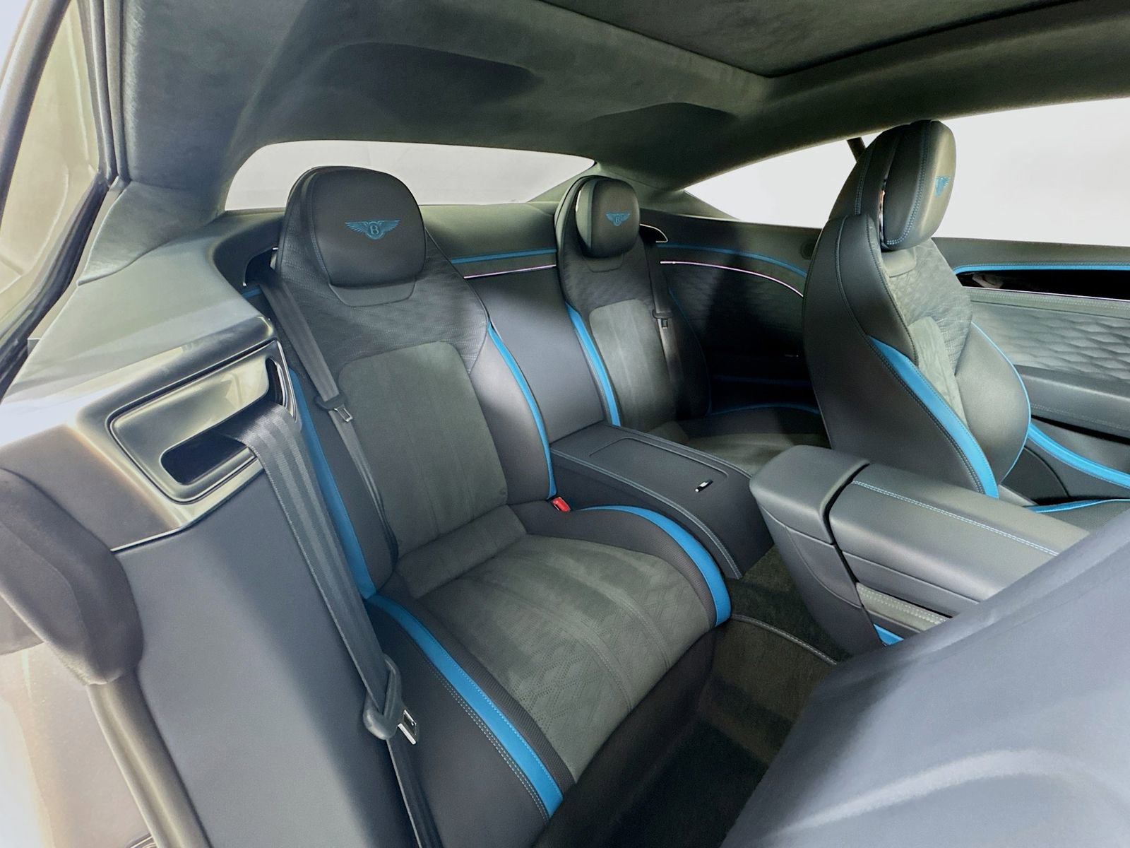 Used 2025 Bentley Continental GT Speed image 26