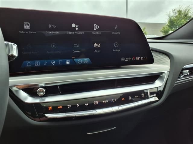 New 2025 Cadillac Lyriq Sport image 29