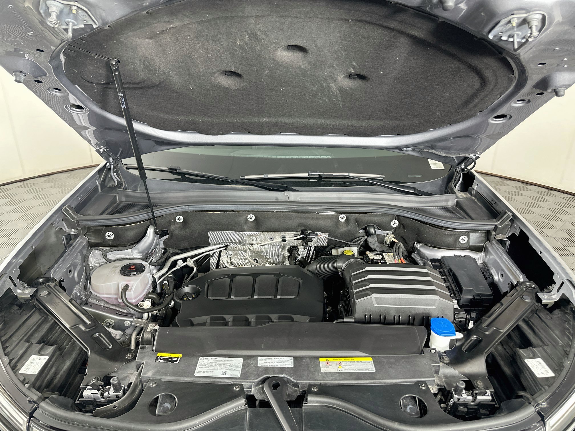 Used 2024 Volkswagen Atlas SE AWD/4WD image 34