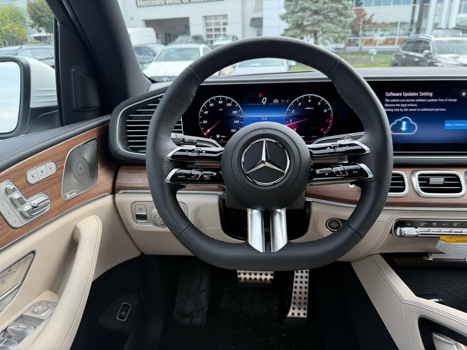 New 2026 Mercedes-Benz GLS 580 4MATIC image 14