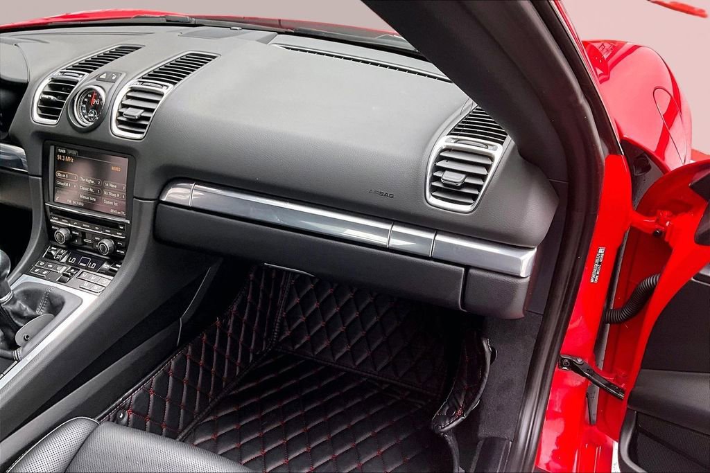 Used 2016 Porsche Cayman S image 23