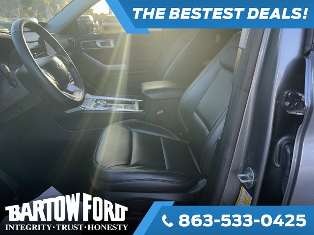 Used 2024 Ford Explorer XLT w/ Equipment Group 202A image 9