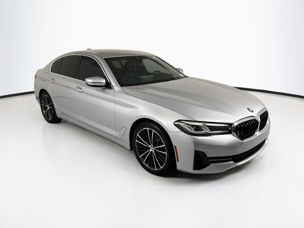 Used 2021 BMW 530i w/ Convenience Package RWD image 3