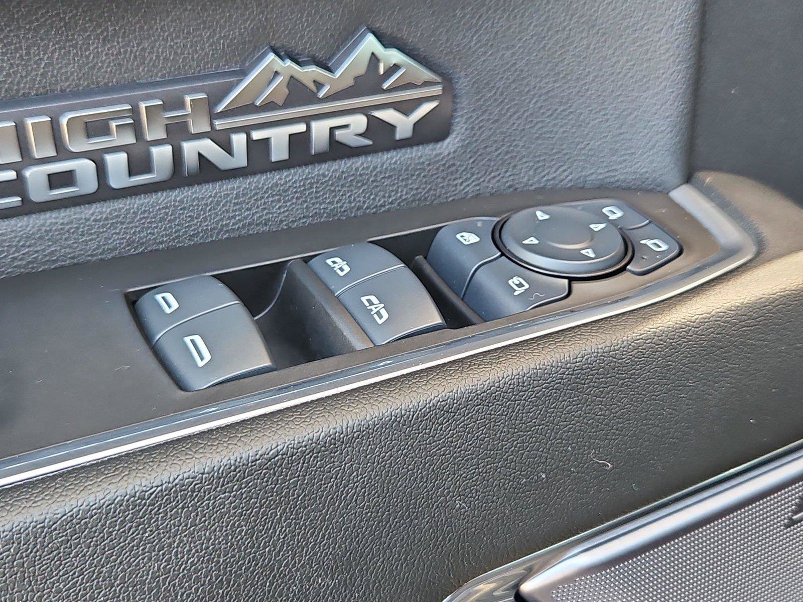 Used 2024 Chevrolet Silverado 1500 High Country AWD/4WD image 24