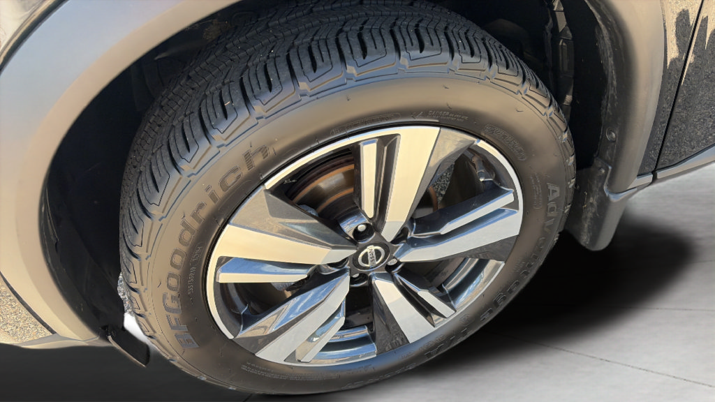 Used 2021 Nissan Rogue SL AWD/4WD image 9