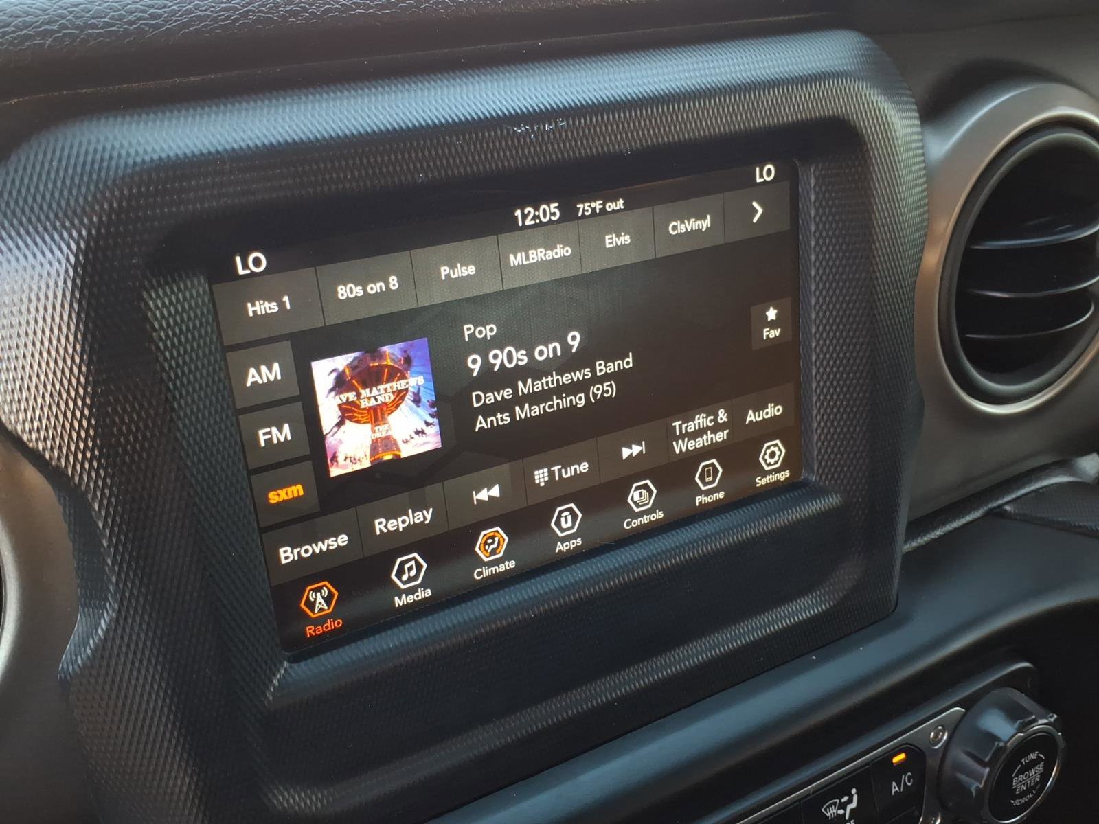 Used 2021 Jeep Wrangler Sport S image 26