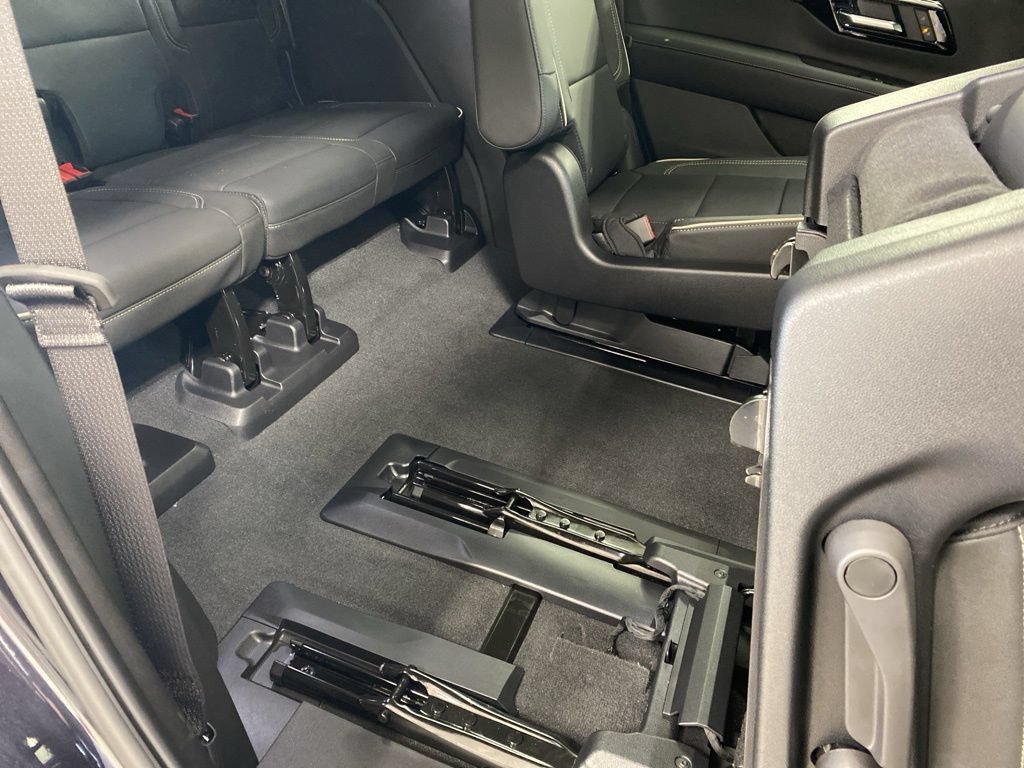 New 2026 Chevrolet Tahoe Premier w/ Sun And Tow Package AWD/4WD image 29