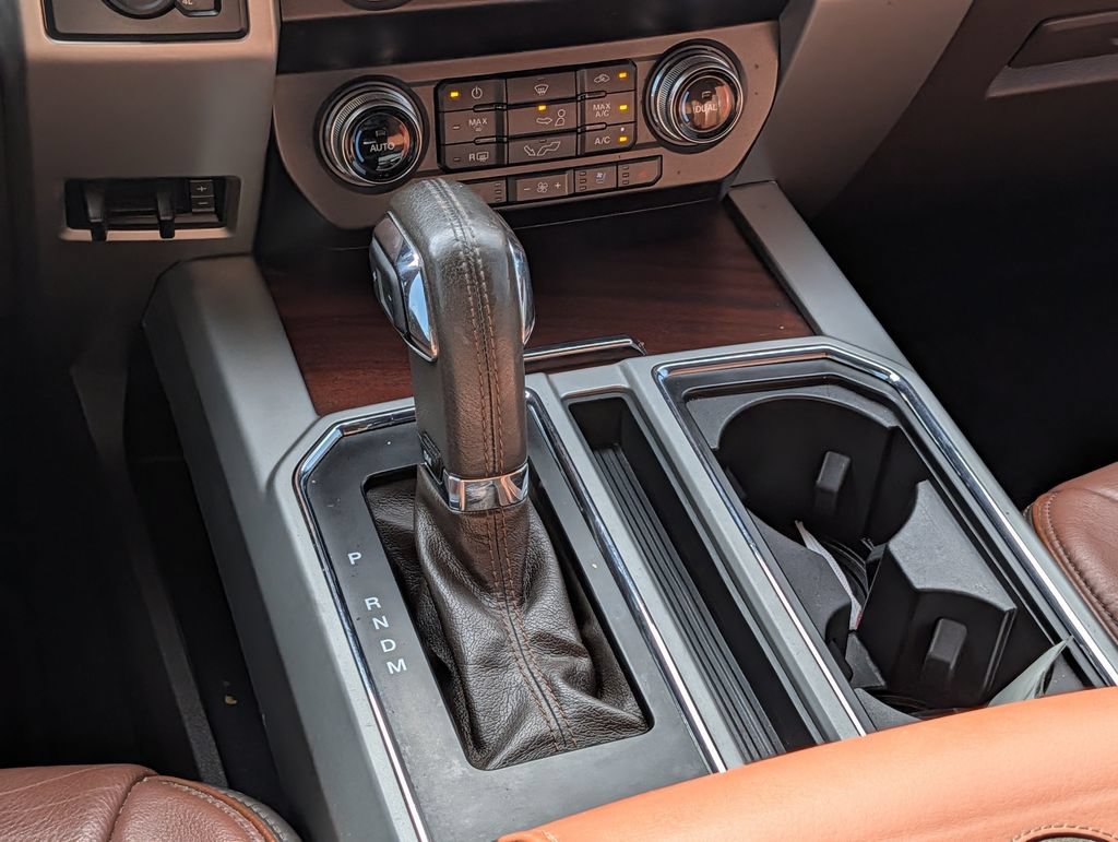 Used 2019 Ford F150 King Ranch w/ Equipment Group 601A Luxury AWD/4WD image 15