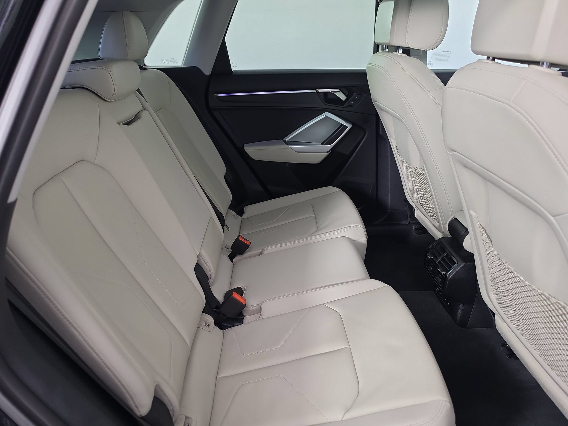 Certified 2022 Audi Q3 2.0T Premium Plus w/ Premium Plus Package AWD/4WD image 41