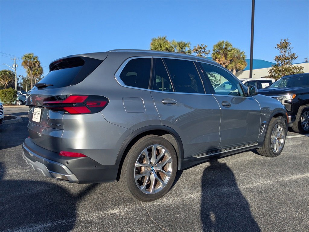 Used 2024 BMW X5 sDrive40i image 3