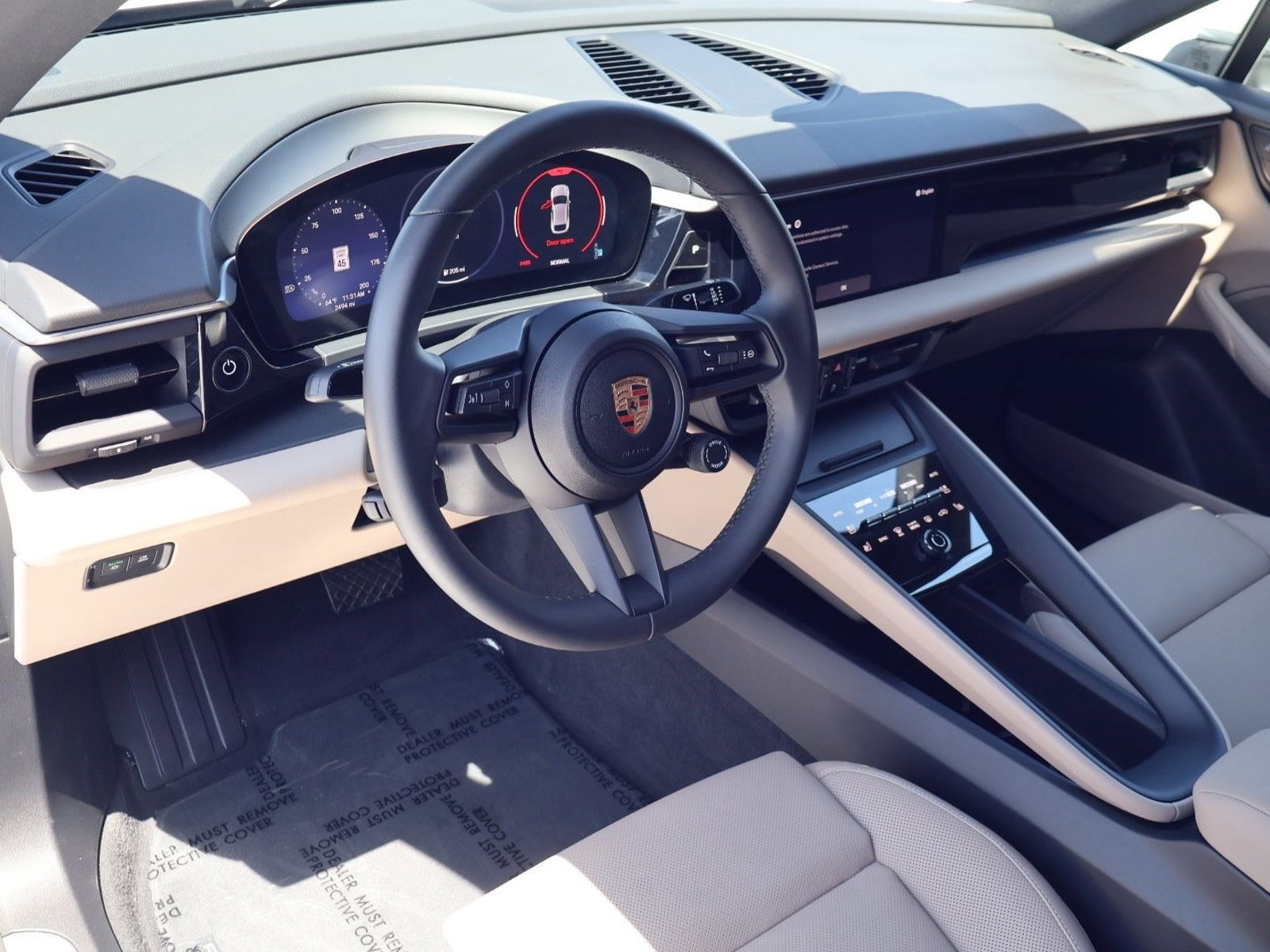 Certified 2025 Porsche Macan 4 Electric AWD/4WD image 4