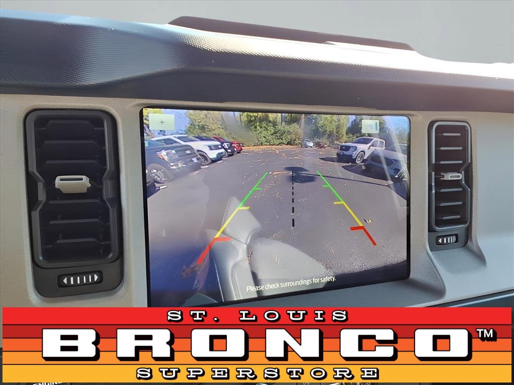 Used 2024 Ford Bronco Outer Banks image 5