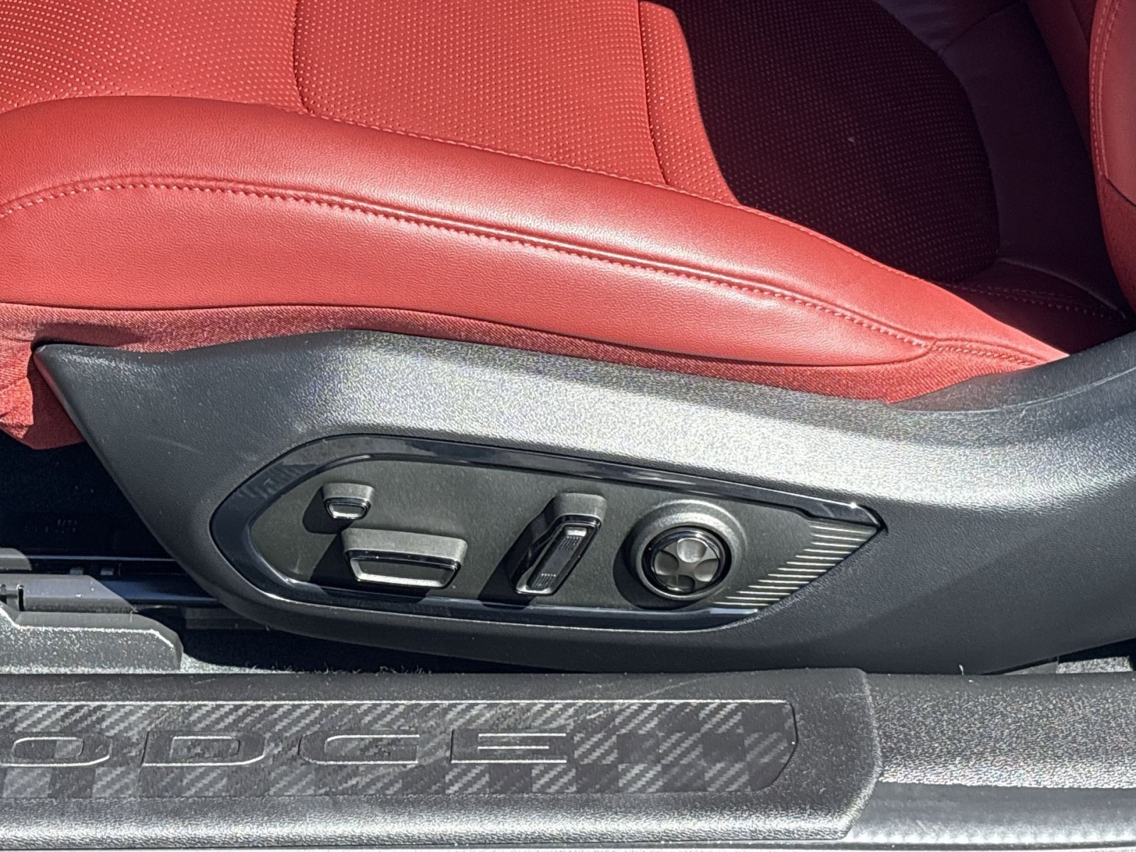 Used 2026 Dodge Charger Scat Pack AWD/4WD image 14