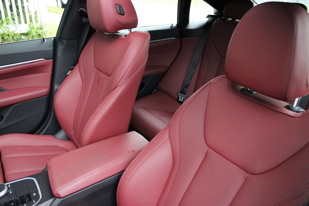 Used 2023 BMW i4 eDrive35 RWD image 10