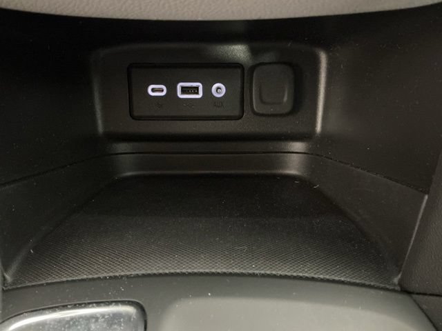 Used 2023 Chevrolet Equinox LS FWD image 29