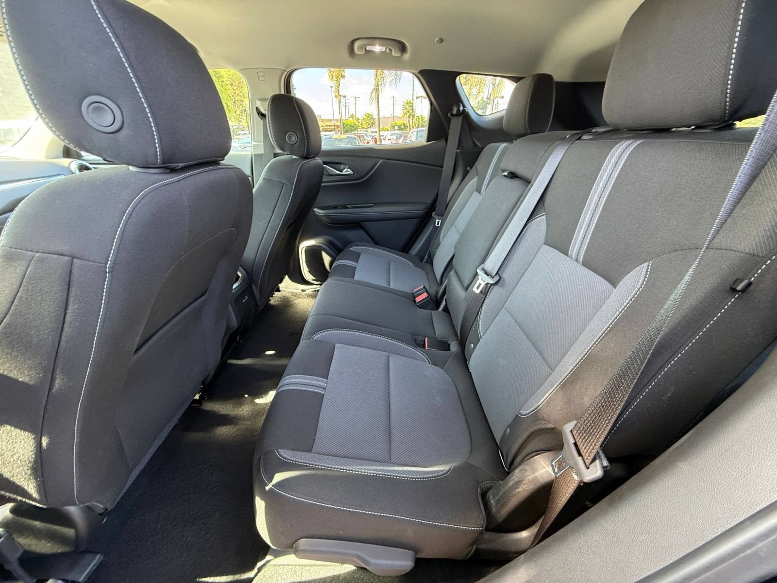 Used 2025 Chevrolet Blazer LT FWD image 22