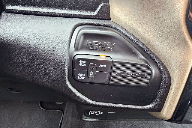 Used 2024 RAM 2500 Laramie w/ Safety Group AWD/4WD image 12