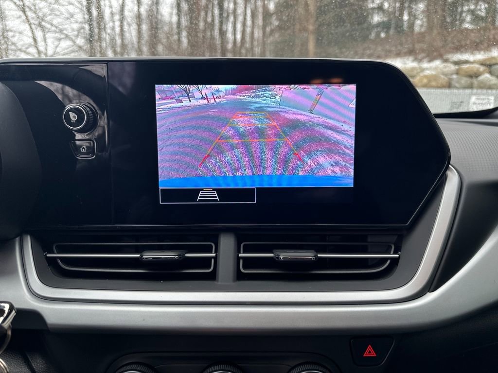 Used 2024 Chevrolet Trax RS w/ Sunroof Package image 22