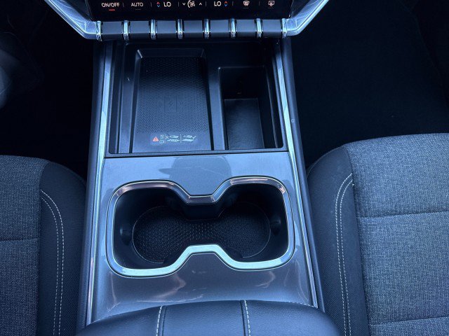 Certified 2025 GMC Acadia Elevation image 25