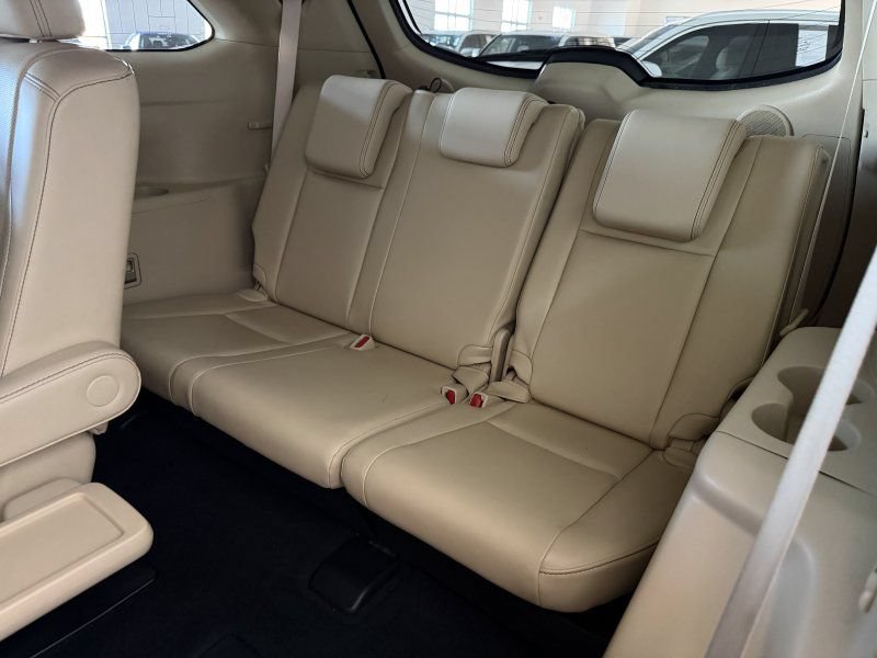 Used 2014 Toyota Highlander Limited FWD image 18