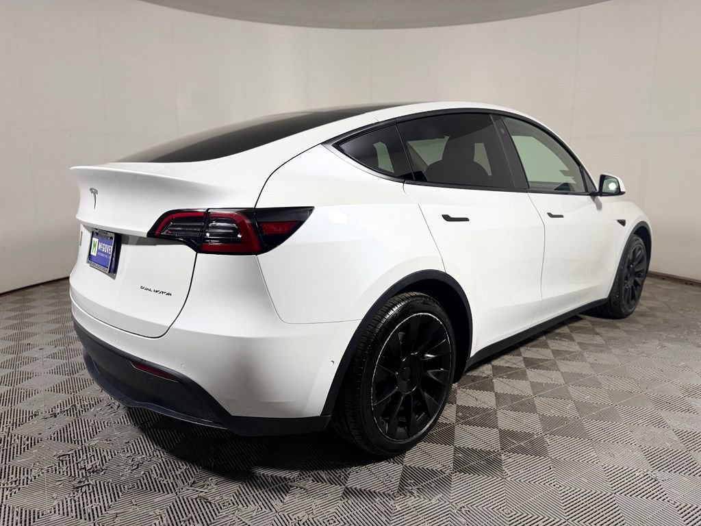 Used 2021 Tesla Model Y Long Range AWD/4WD image 7