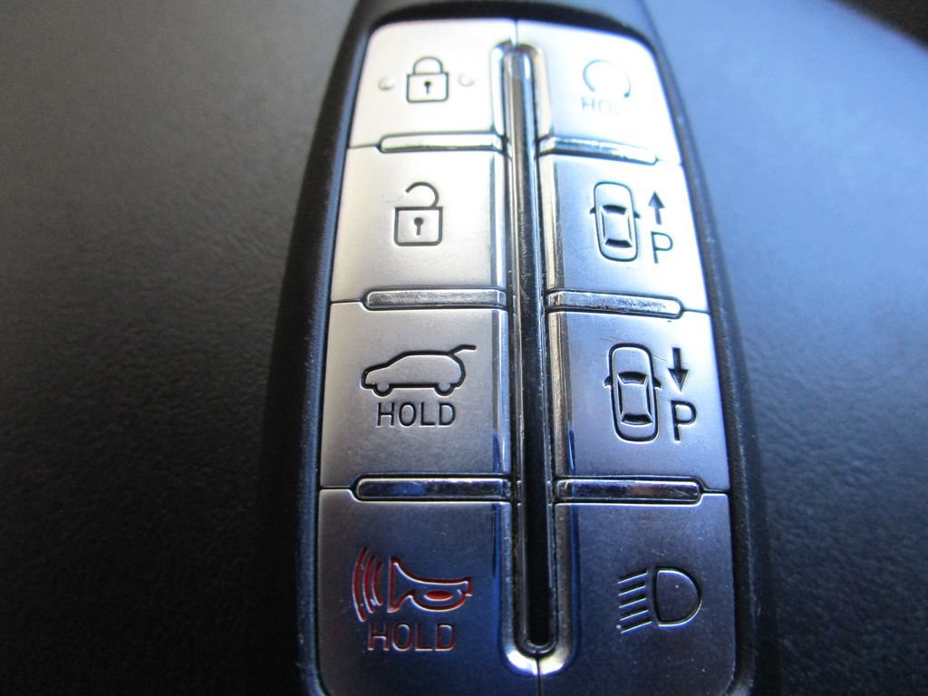Used 2025 Genesis GV70 2.5T AWD/4WD image 48