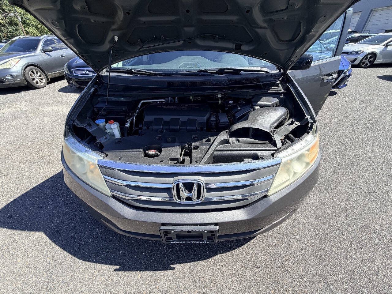 Used 2011 Honda Odyssey EX image 17