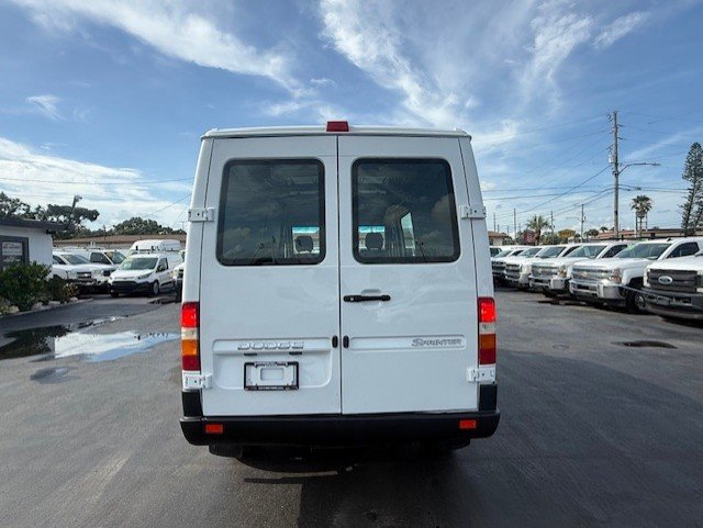 Used 2003 Dodge Sprinter 2500 RWD image 6