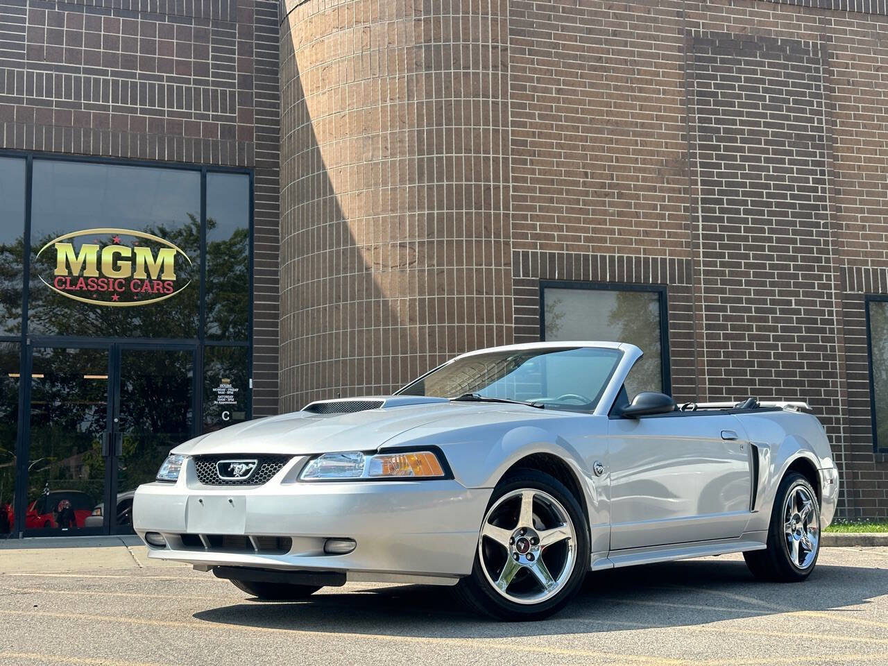Used 2004 Ford Mustang GT image 1