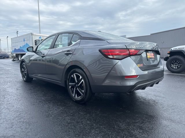 Used 2025 Nissan Sentra SV image 5