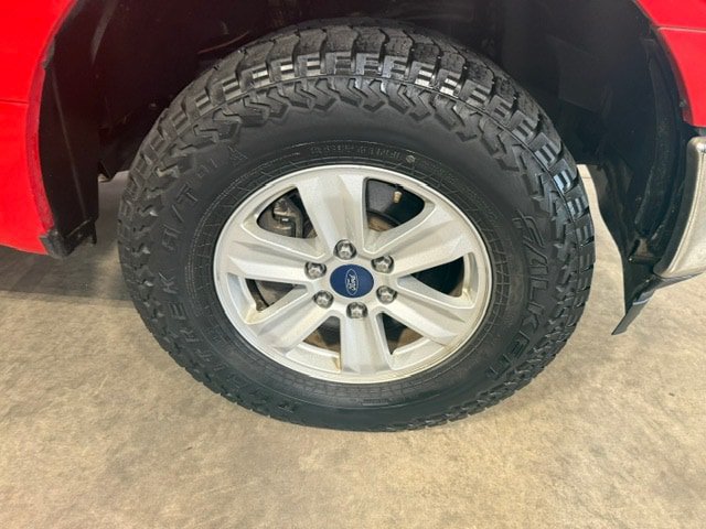 Used 2018 Ford F150 XL w/ Equipment Group 101A Mid AWD/4WD image 4