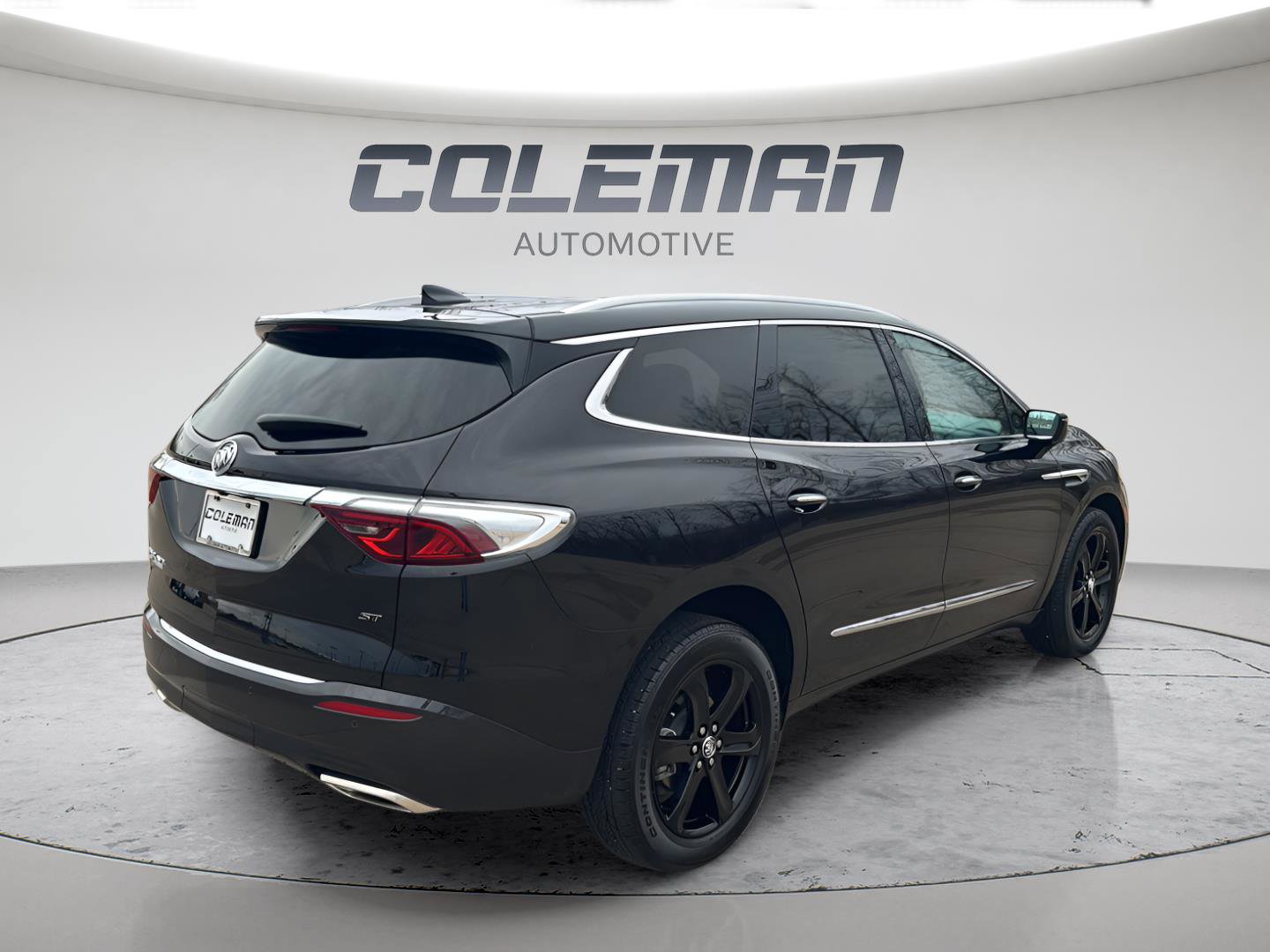 Used 2024 Buick Enclave Essence w/ Experience Buick Package image 5