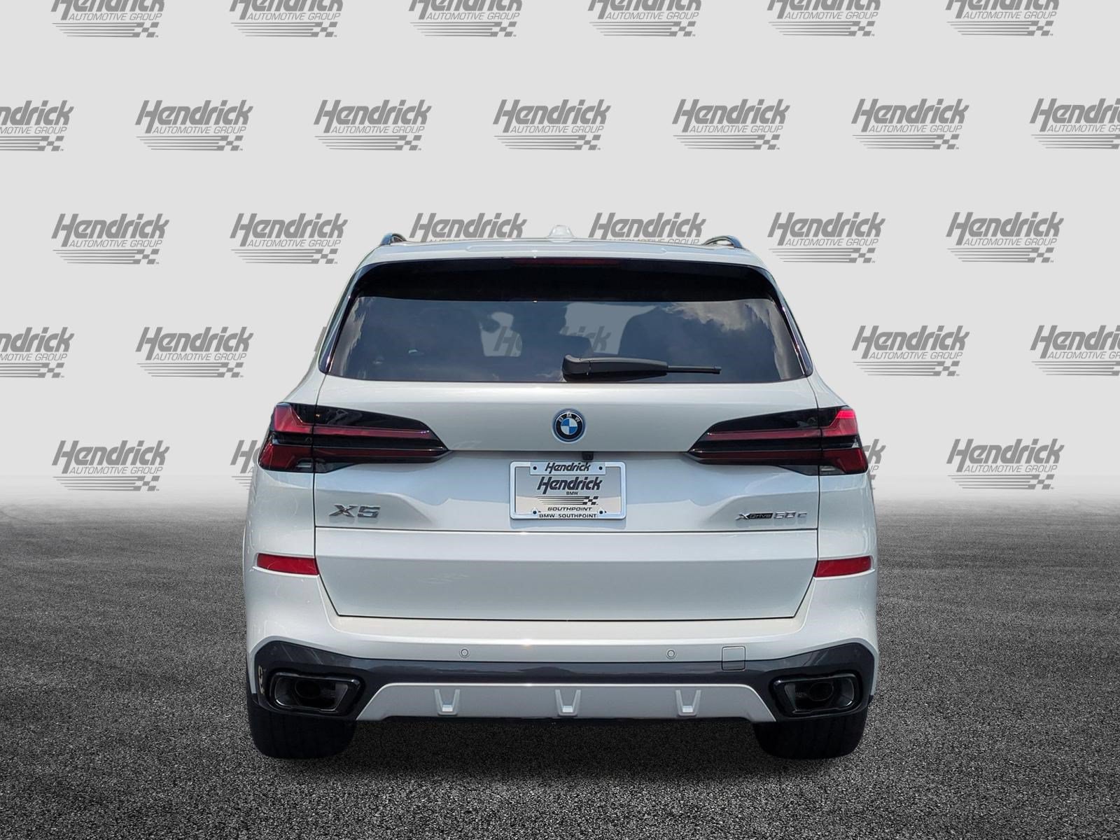 New 2026 BMW X5 xDrive50e w/ M Sport Package AWD/4WD image 9