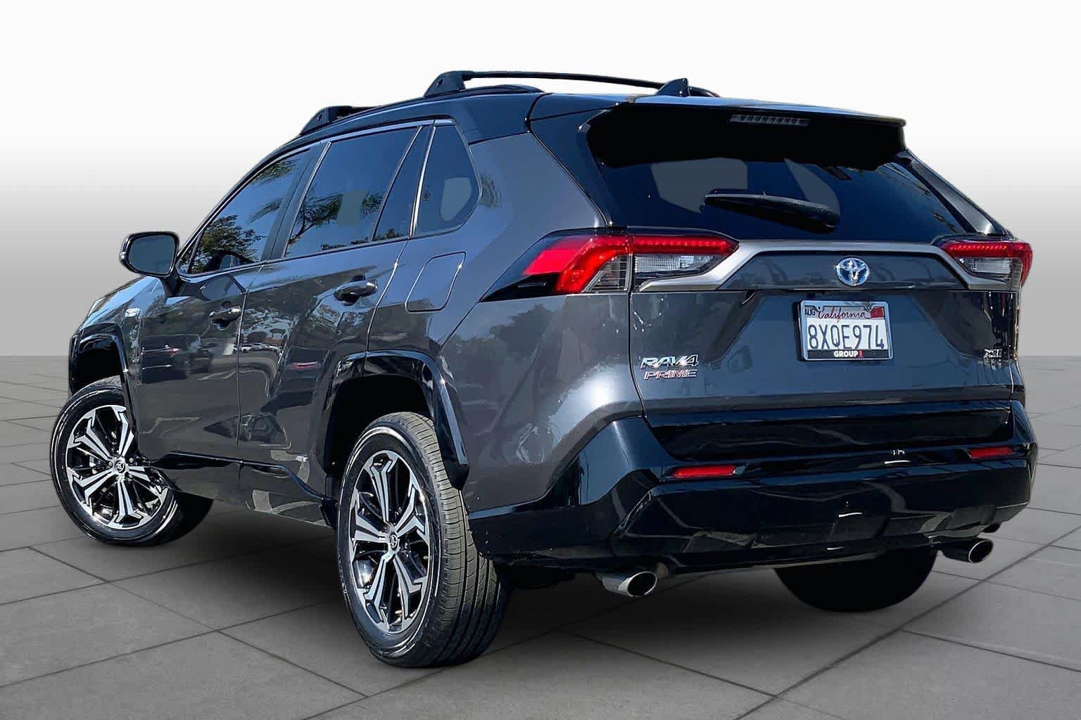 Used 2021 Toyota RAV4 XSE w/ Weather Package AWD/4WD image 11