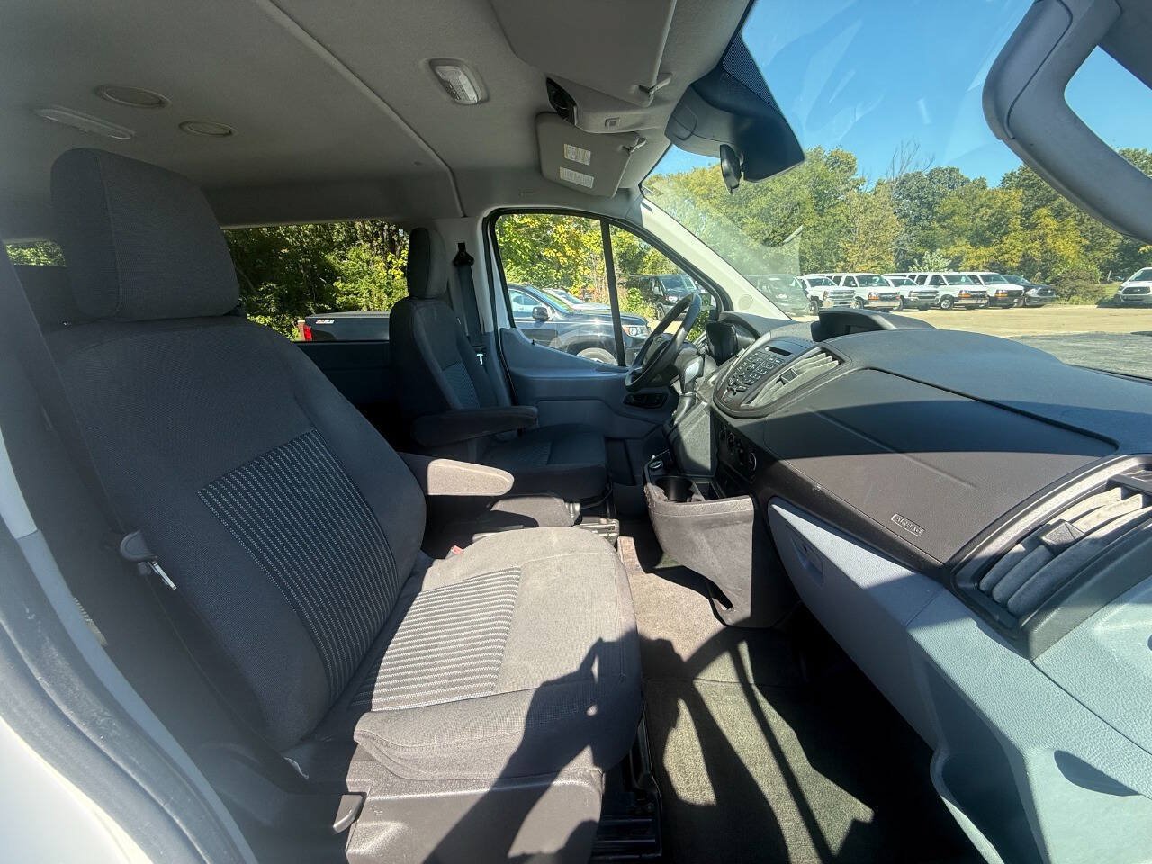 Used 2018 Ford Transit 350 XL RWD image 11