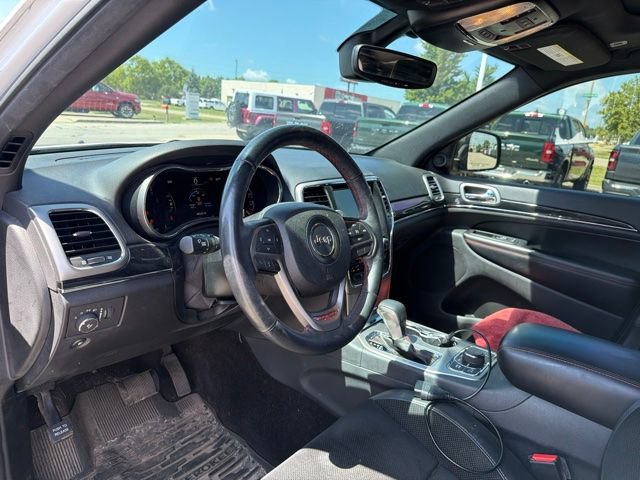 Used 2017 Jeep Grand Cherokee Trailhawk AWD/4WD image 6