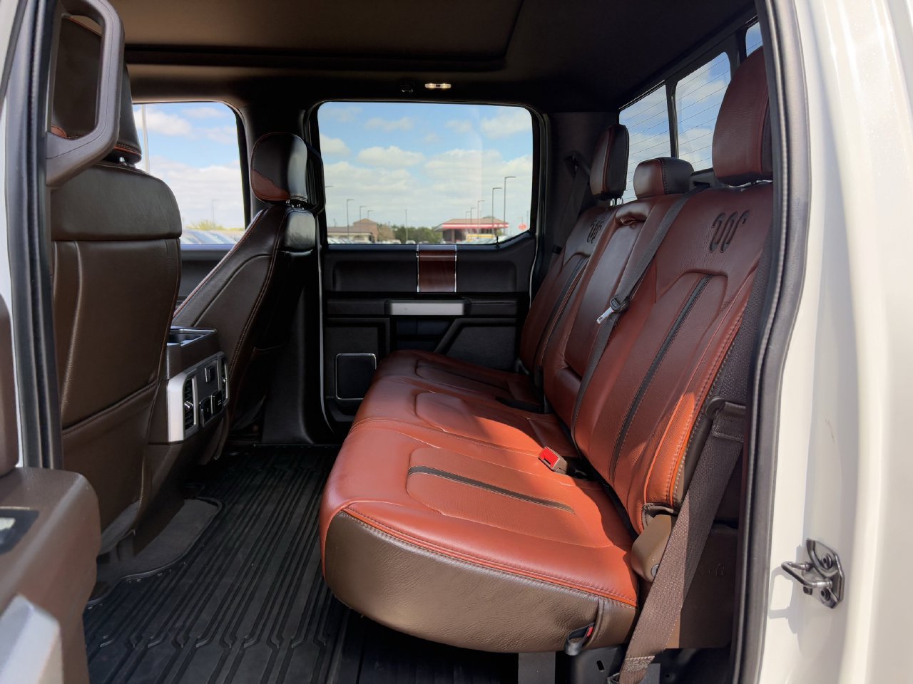 Used 2022 Ford F250 King Ranch w/ King Ranch Ultimate Package AWD/4WD image 32