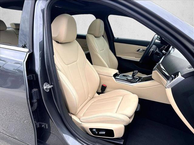 Used 2021 BMW 330i Sedan w/ Convenience Package RWD image 9