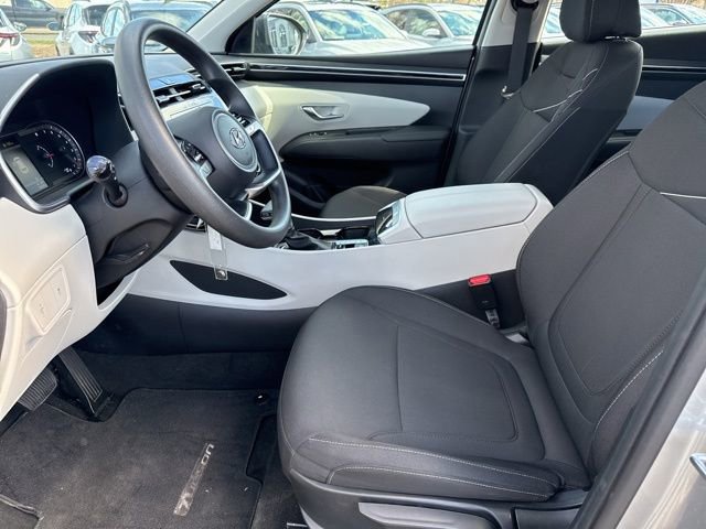 Used 2023 Hyundai Tucson SE image 19