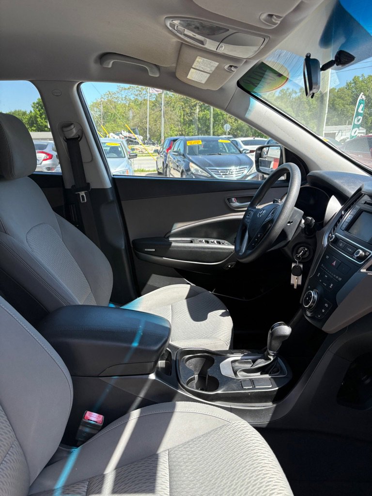 Used 2018 Hyundai Santa Fe Sport FWD image 13