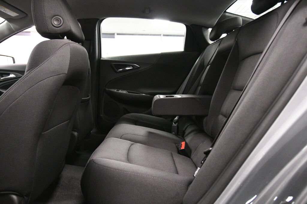 Used 2024 Chevrolet Malibu LT FWD image 19