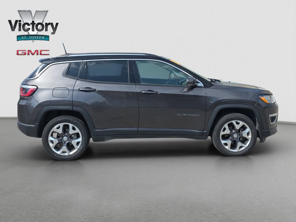 Used 2020 Jeep Compass Limited AWD/4WD image 19