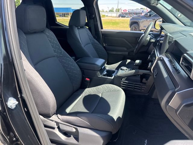 Used 2025 Toyota Tacoma SR5 image 10