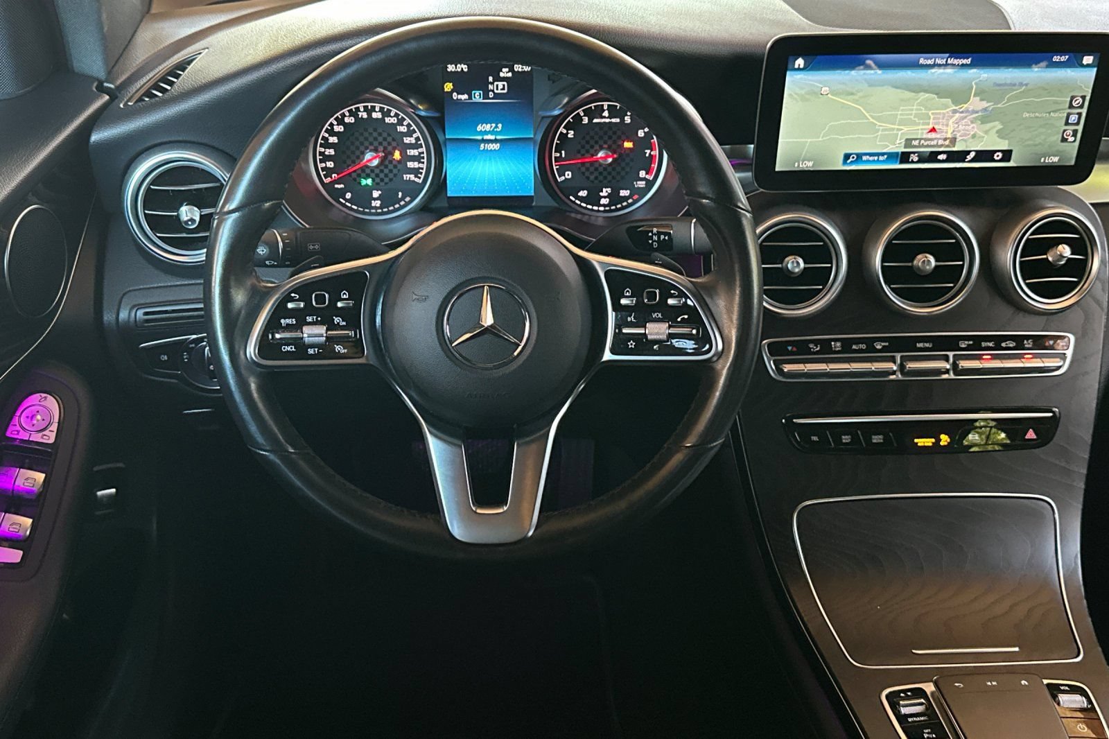 Used 2023 Mercedes-Benz GLC 300 4MATIC Coupe image 19
