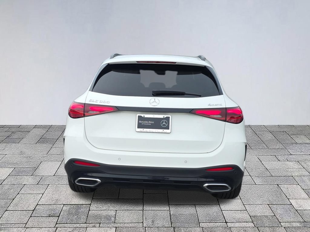 Certified 2025 Mercedes-Benz GLC 300 4MATIC image 6
