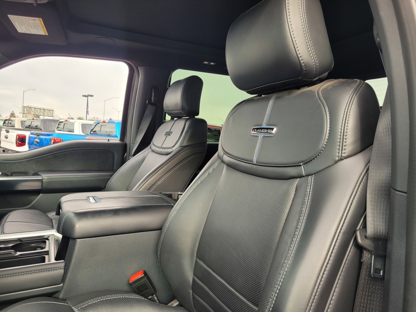 Used 2025 Ford F350 Platinum image 21