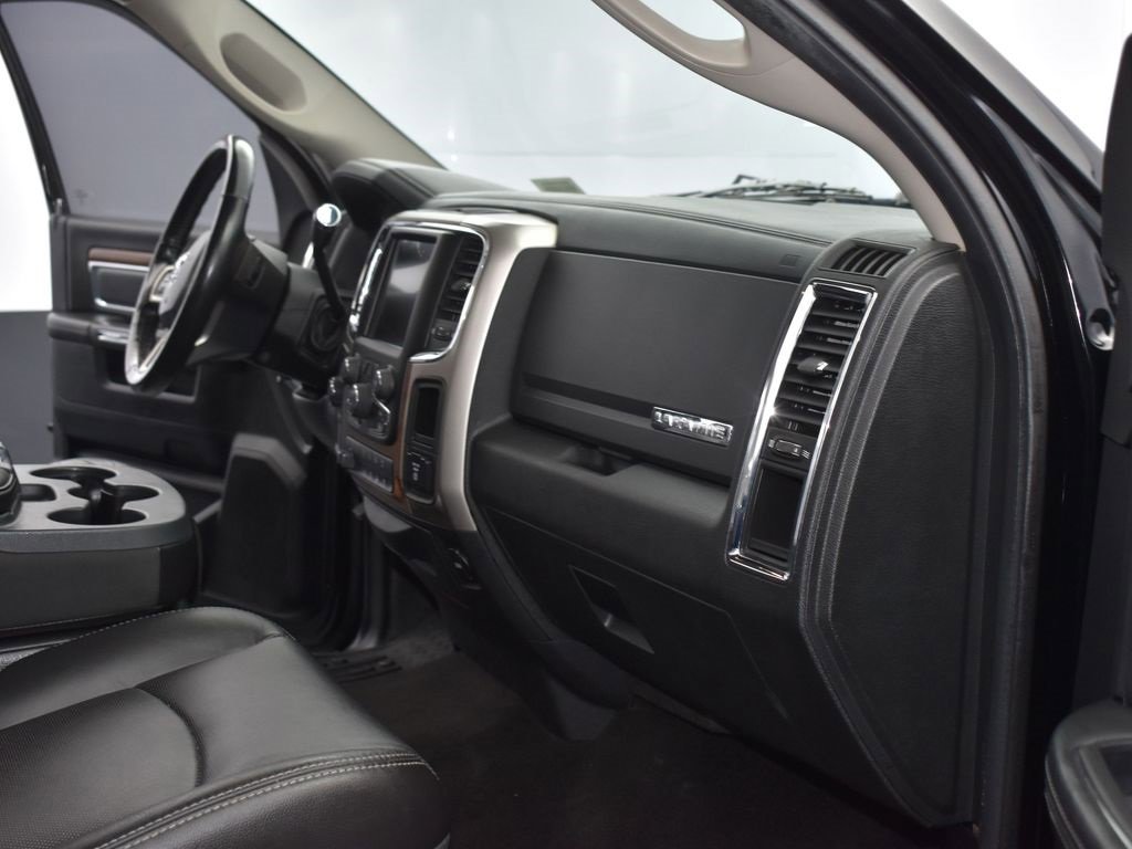Used 2015 RAM 2500 Laramie w/ Black Appearance Group image 13