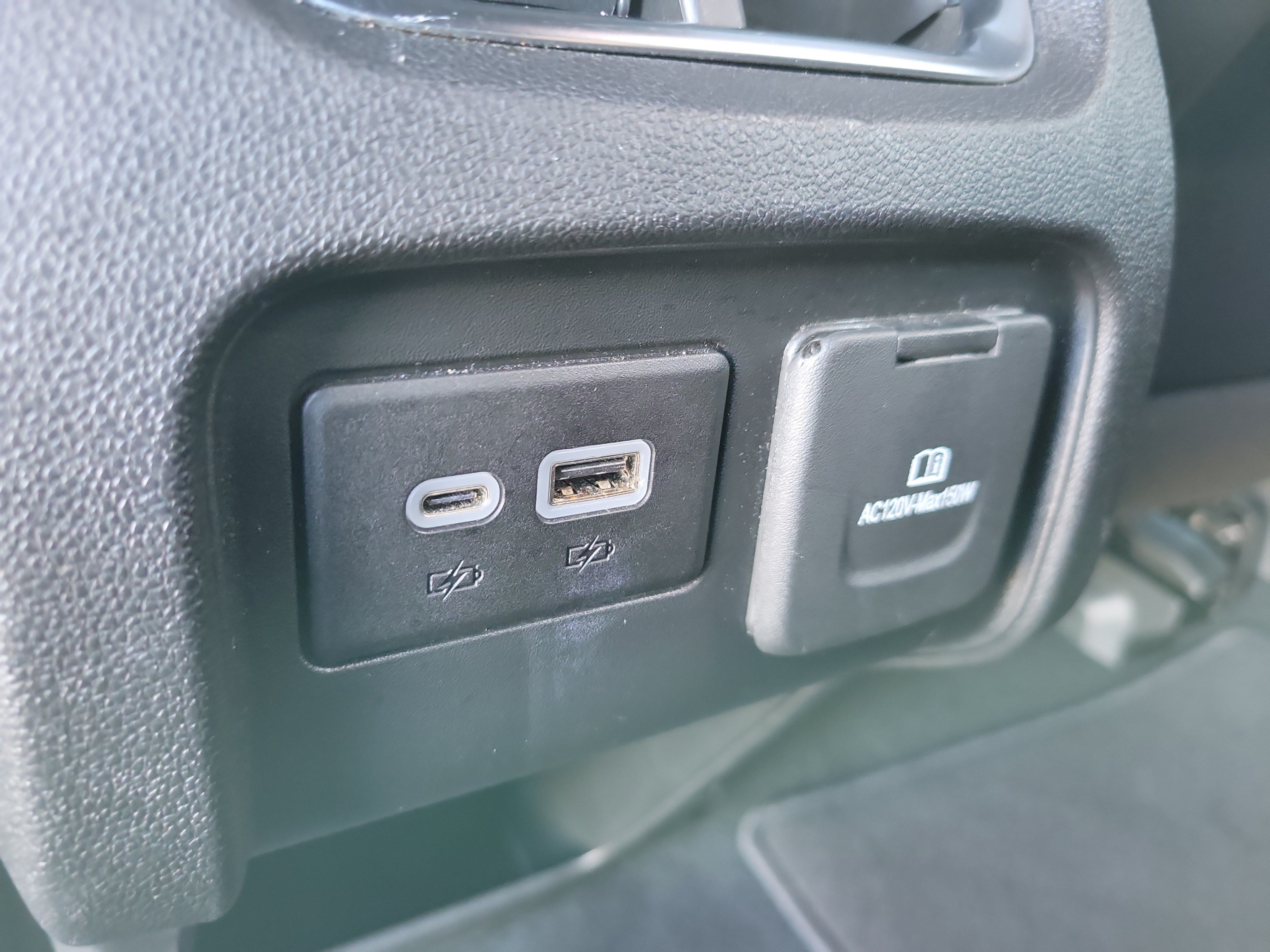 Used 2025 Chevrolet Blazer RS FWD image 13