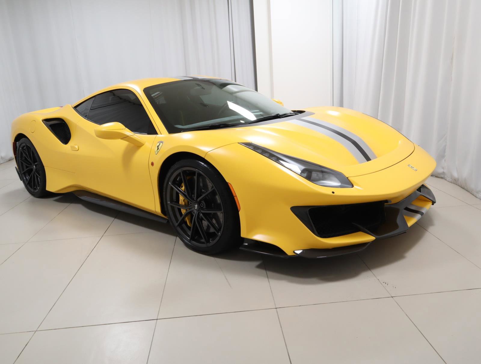 Certified 2019 Ferrari 488 Pista Coupe RWD image 5