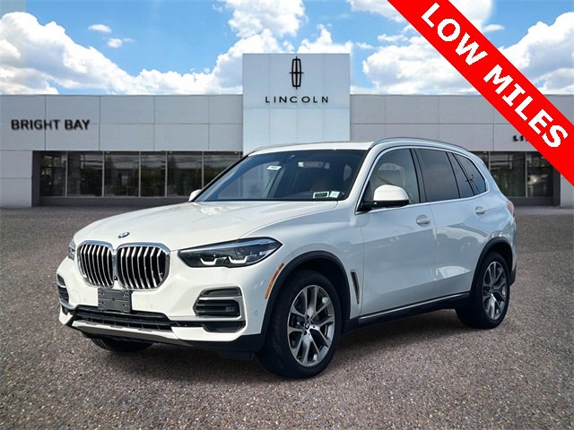 Used 2022 BMW X5 xDrive40i w/ Parking Assistance Package image 2